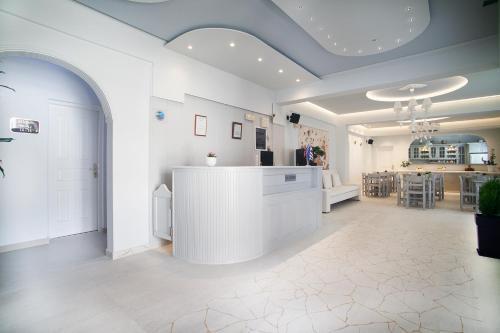 Hotel Summer Dream Kamari  Ngoại thất bức ảnh